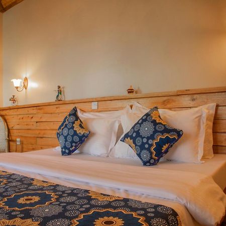 Kaswa Lodge Fort Portal ภายนอก รูปภาพ