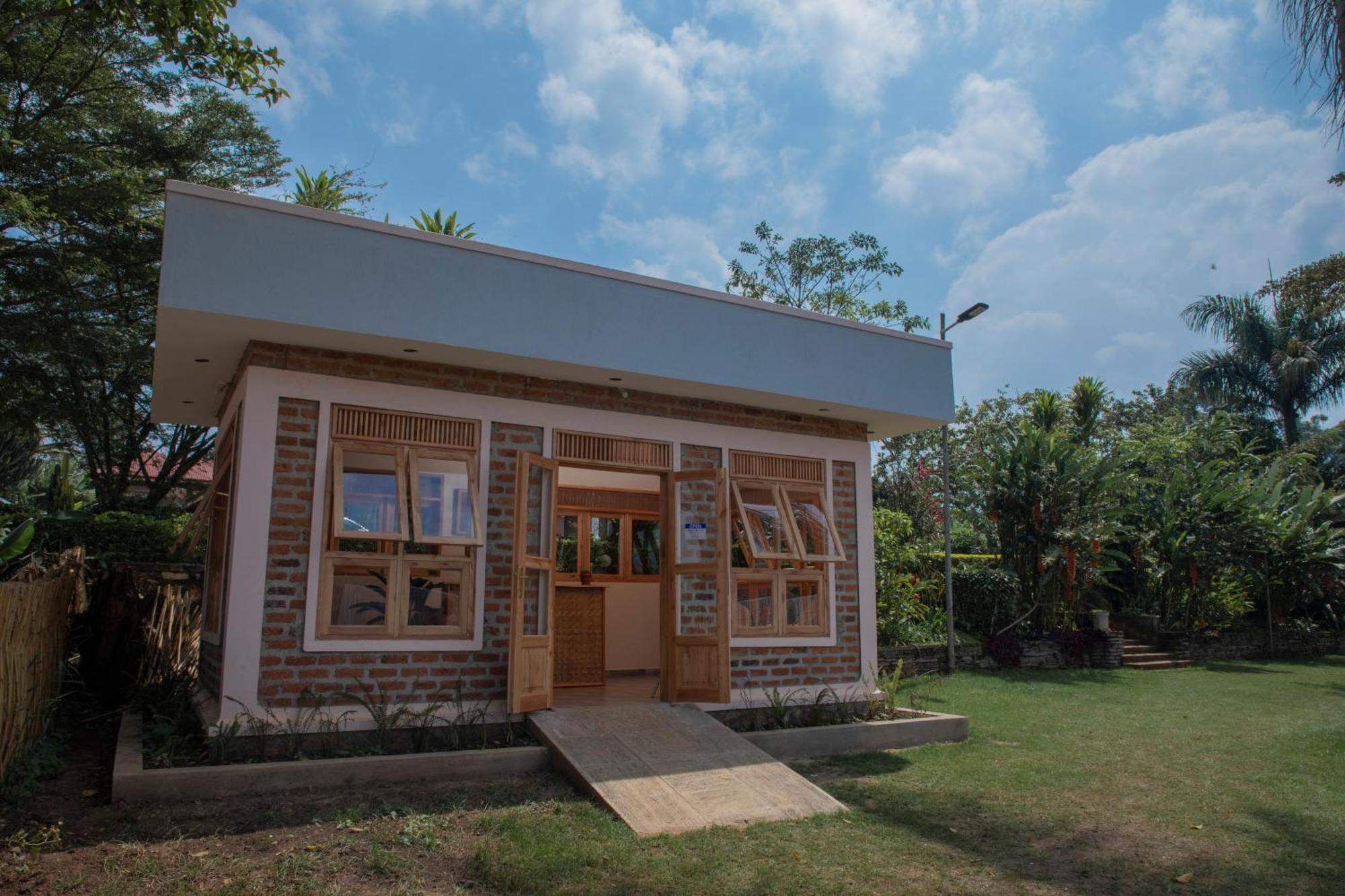 Kaswa Lodge Fort Portal ภายนอก รูปภาพ
