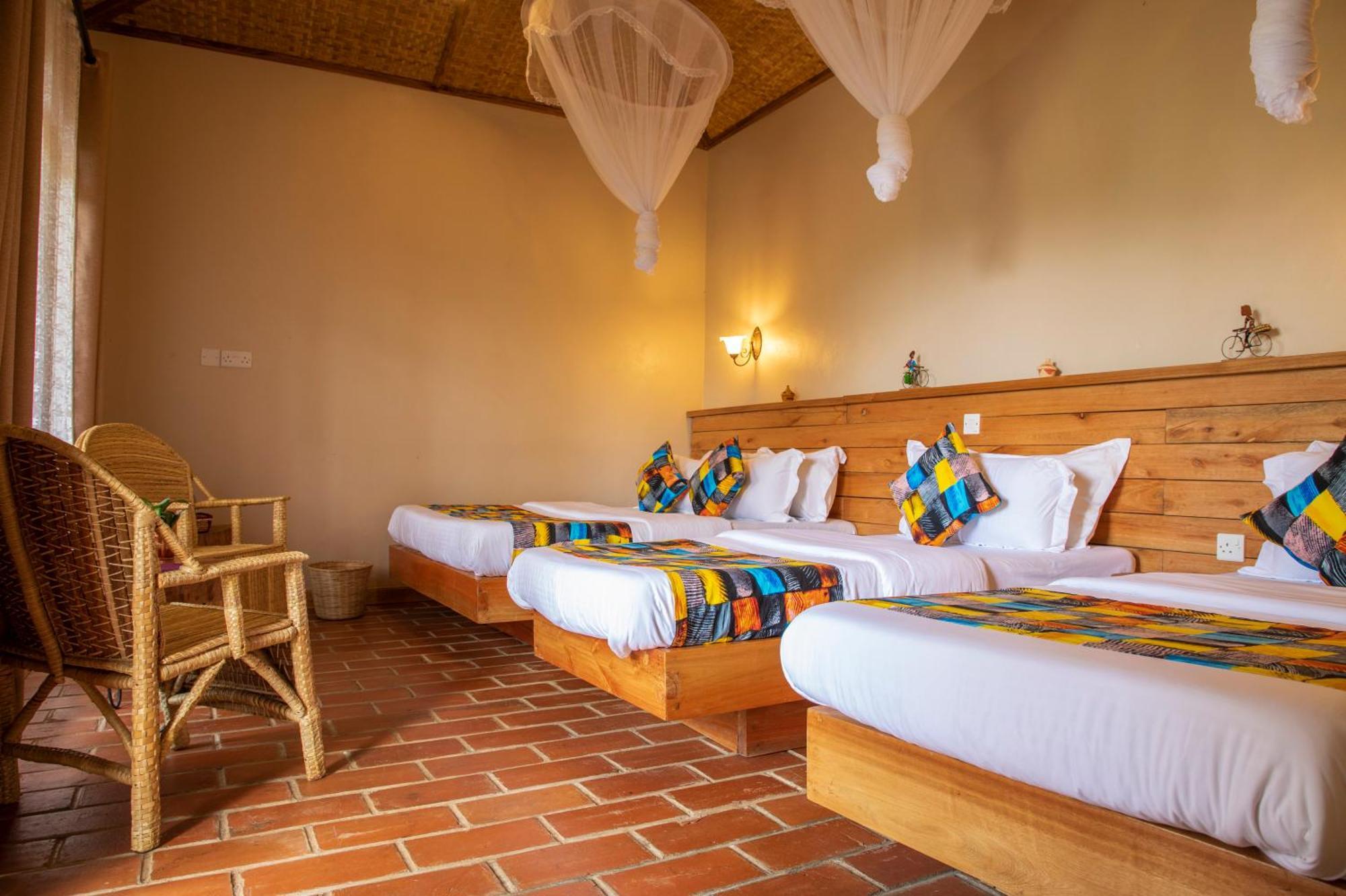 Kaswa Lodge Fort Portal ภายนอก รูปภาพ