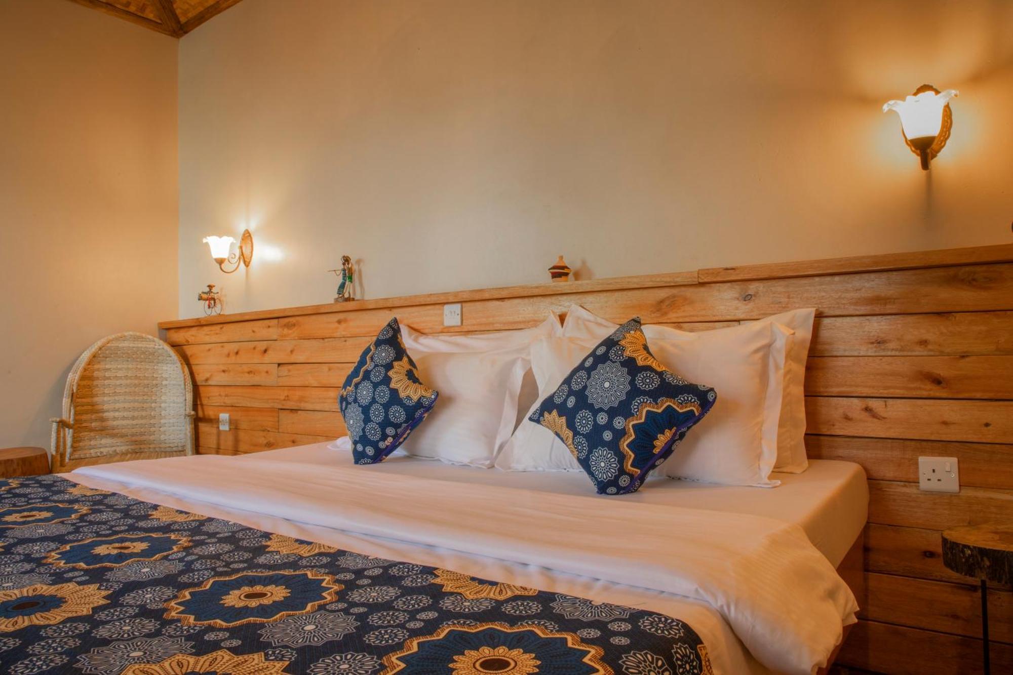 Kaswa Lodge Fort Portal ภายนอก รูปภาพ