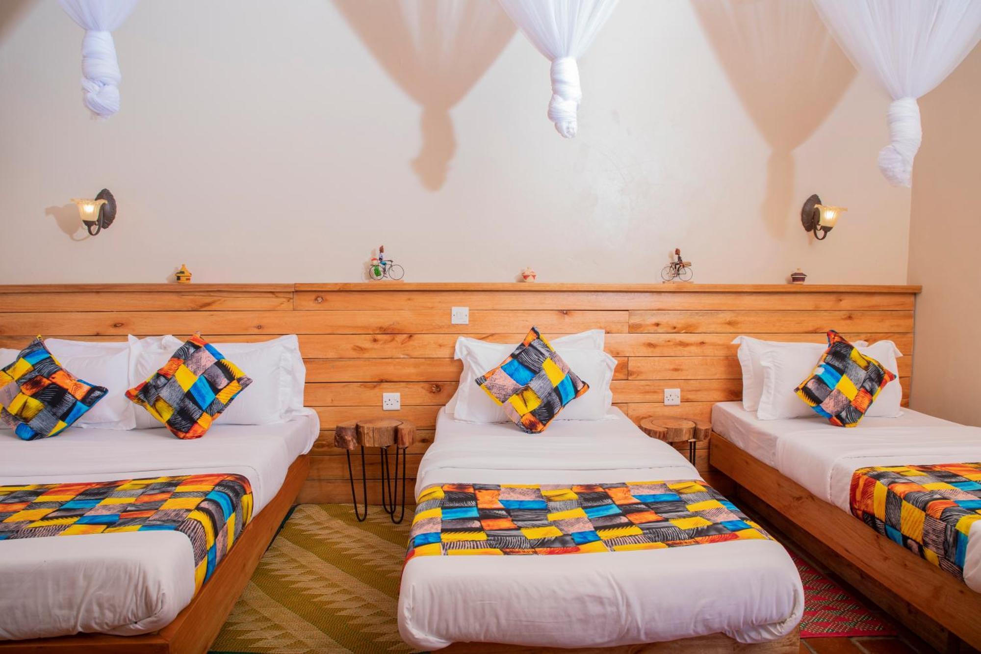 Kaswa Lodge Fort Portal ภายนอก รูปภาพ