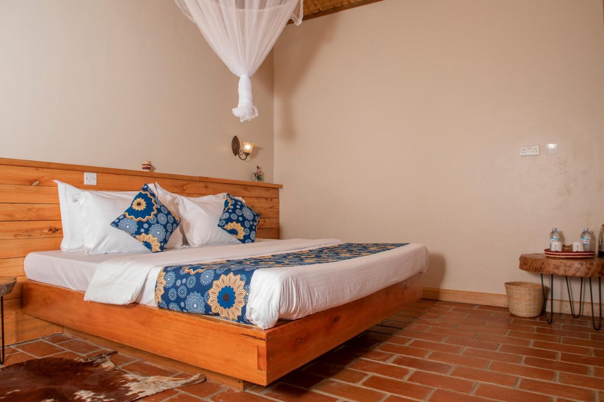 Kaswa Lodge Fort Portal ภายนอก รูปภาพ