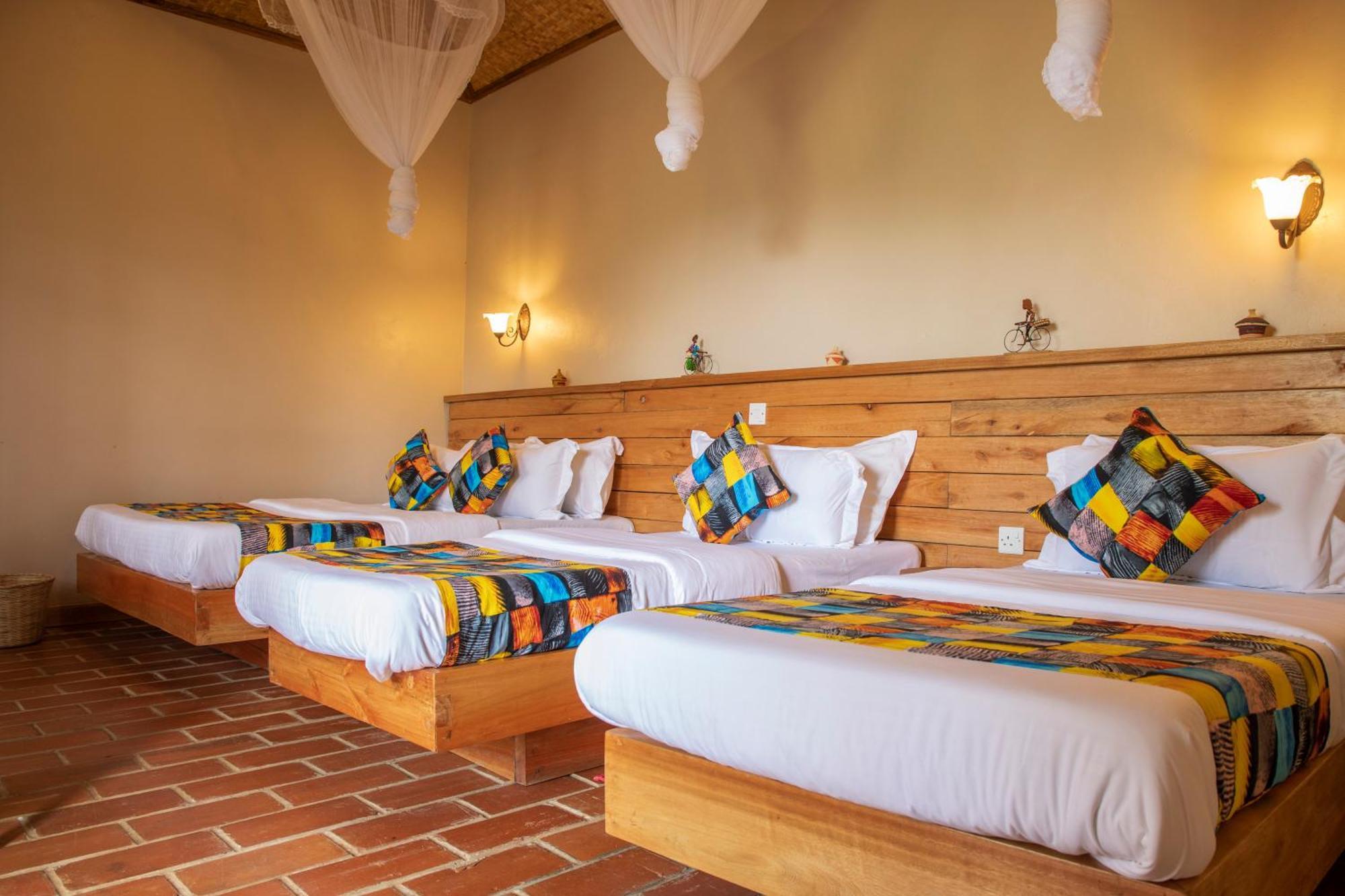 Kaswa Lodge Fort Portal ภายนอก รูปภาพ